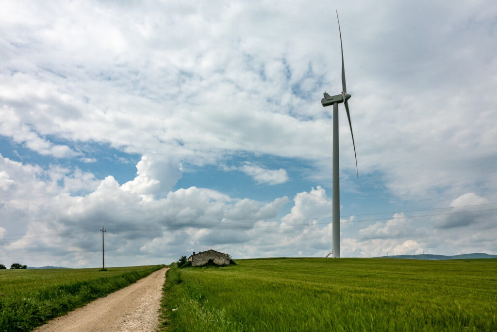 CO₂-Kosten von Öl und Erdgas im Vergleich zu Strompreisen für Wärmepumpen